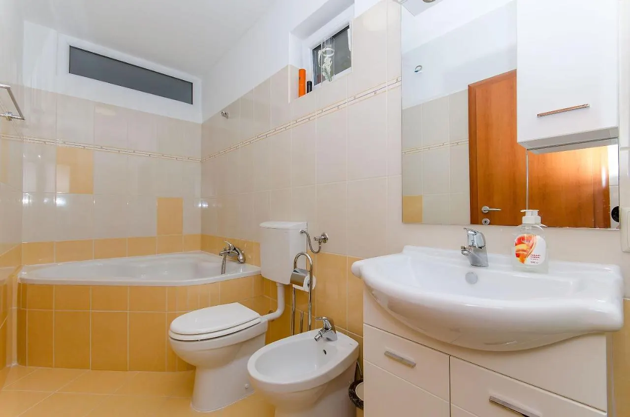 Villa Bepo Plano 0*,  Croazia