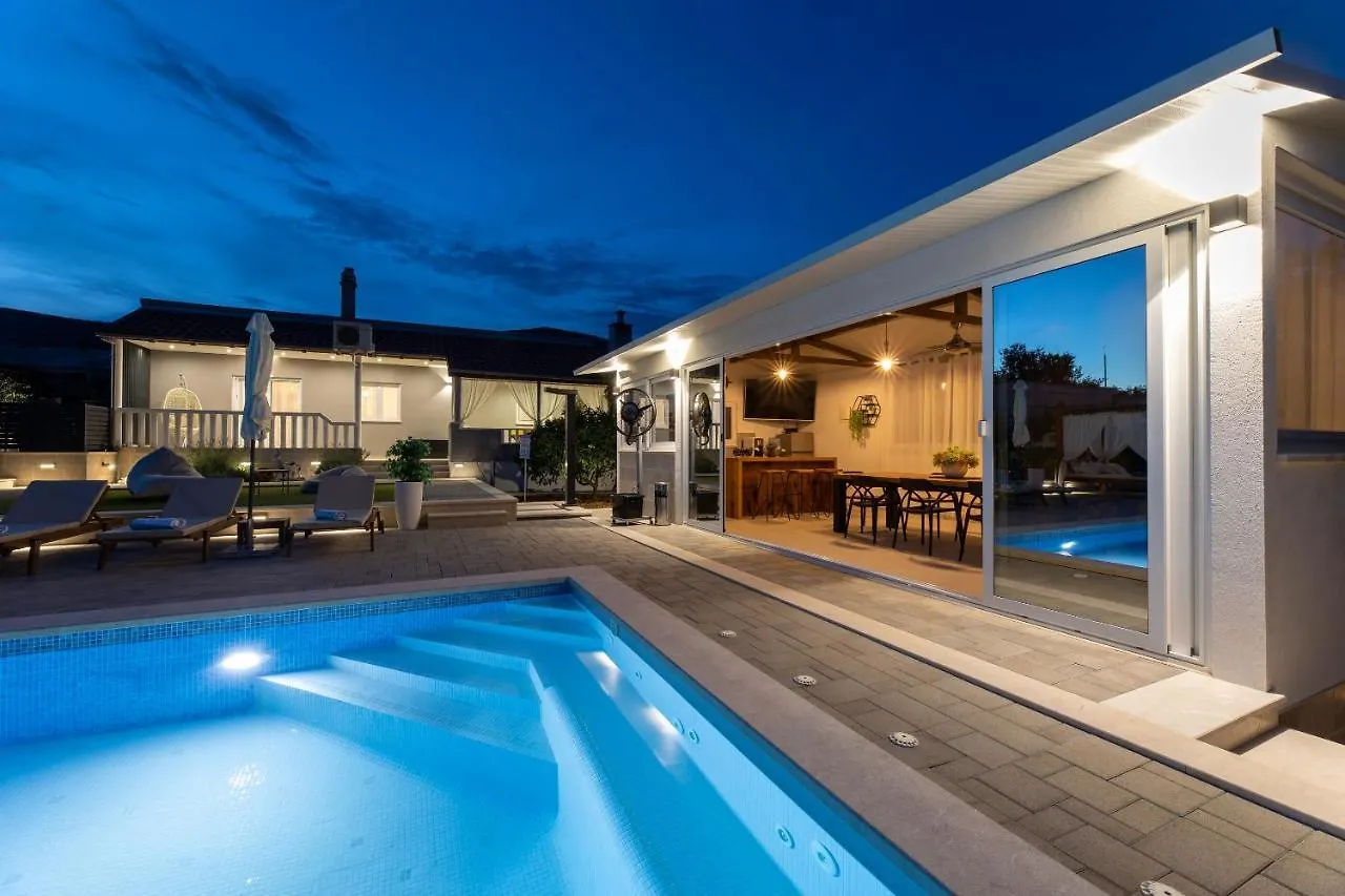 Villa Bepo Plano